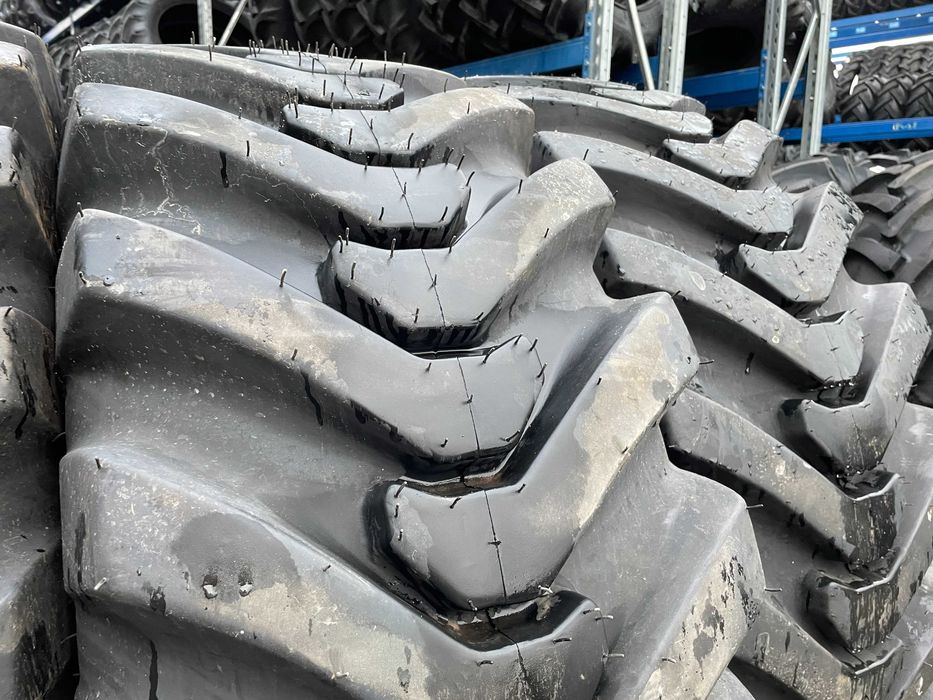 Anvelope noi Petlas de JCB Spate 18.4-26 Cat livrare Cauciucuri 14pr