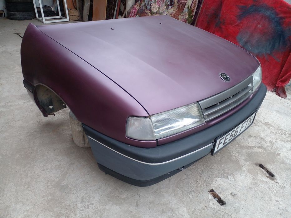 Опель Вектра бампер капот