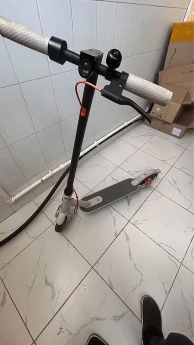 Электросамокат Xiaomi Mi Electric Scooter 3 DDHBC16NEB серый