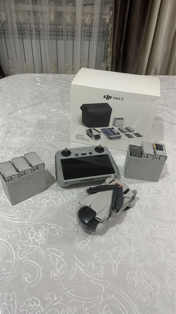 Дрон DJI mini 3 Потчти новый көп ұшпаған идеал жұмыс жасап тұр