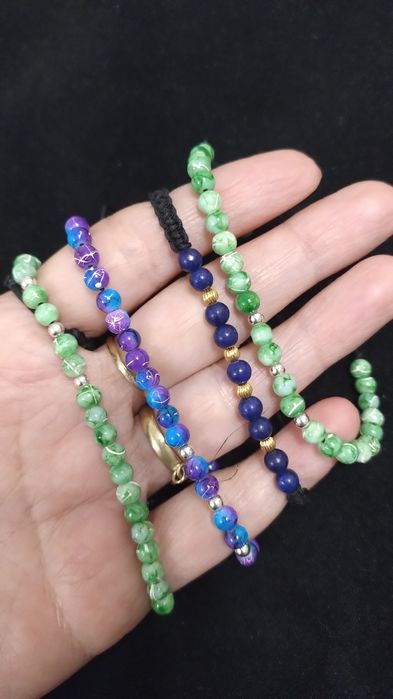 Brățări lucrate manual