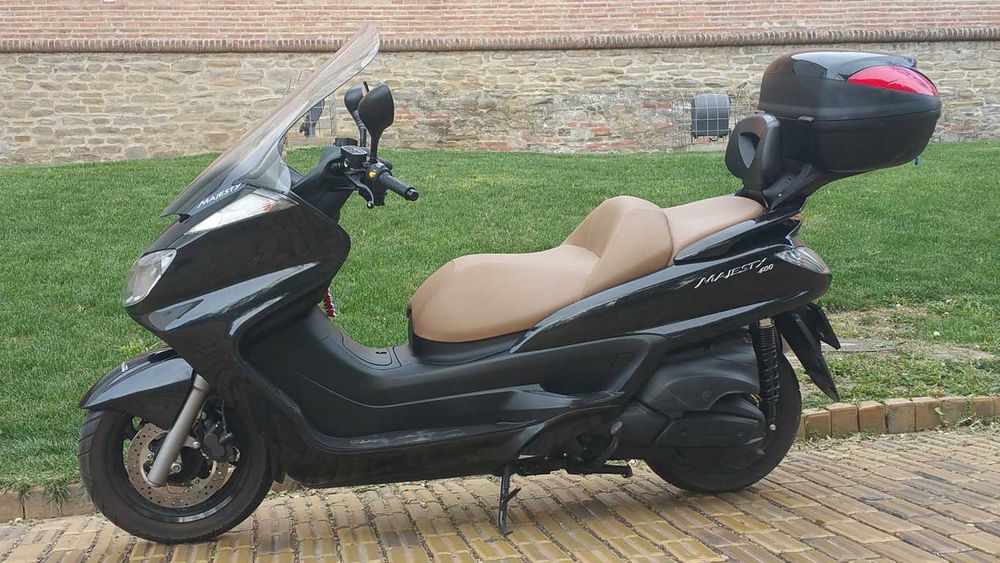 Yamaha Majesty impecabil