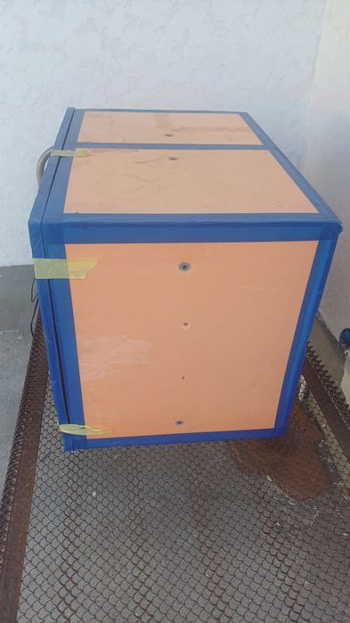 Inkubator sotiladi
