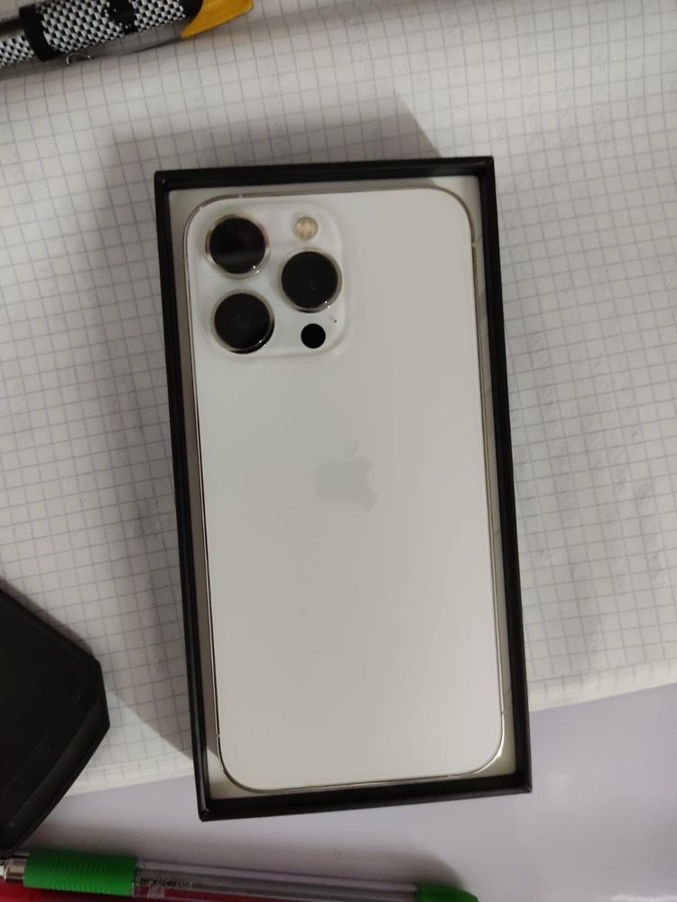 iPhone 13 pro в идеальным состояний