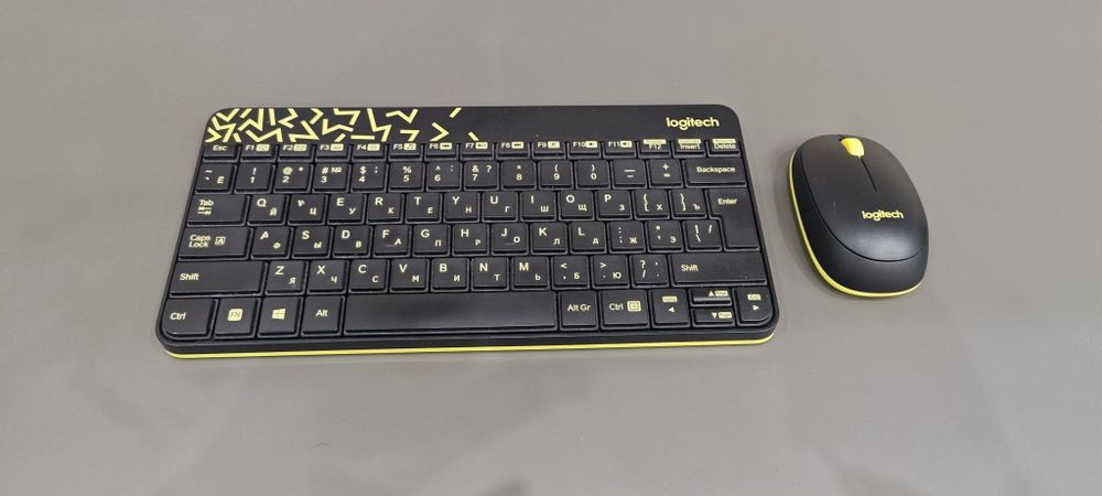 Клавиатура Logitech MK240 Nano + мышь