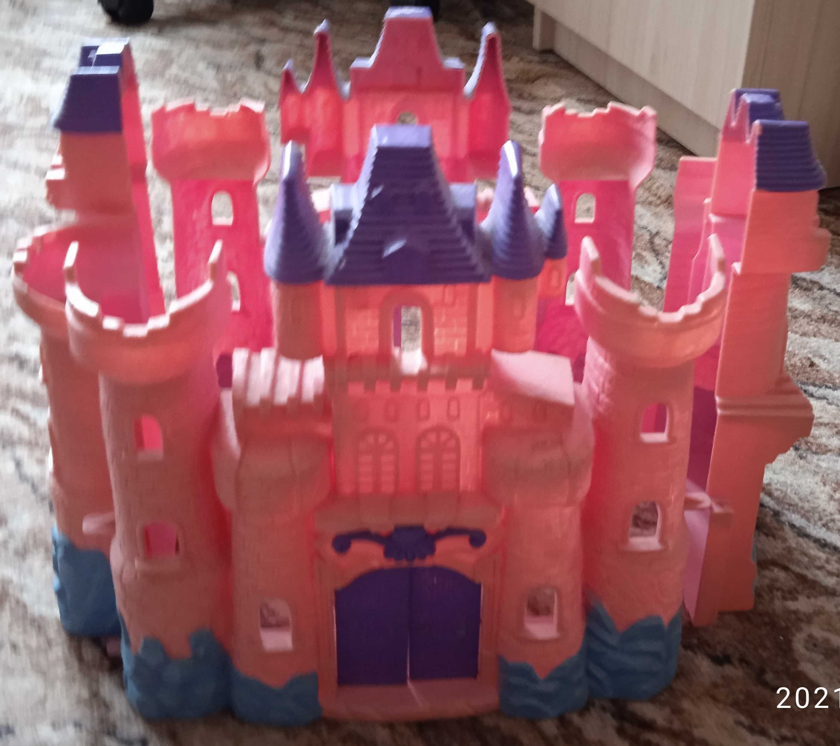 Радиоуправляема полицейска кола,К-т Рапунцел PLAY -DOH,  Замък