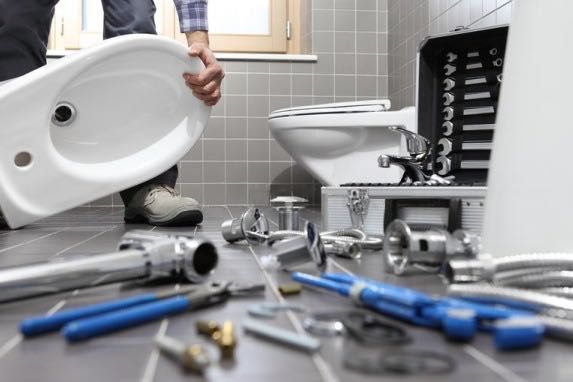 Realizam instalații electrice, sanitare și termice