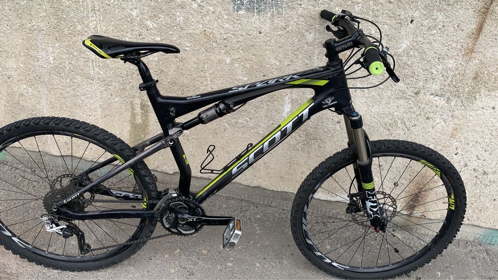 Bicicleta Scott Spark -carbon