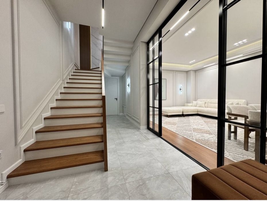 Саломатина, орентир Братские могилы, Ш. Руста продаётся Таунхаус 372м2