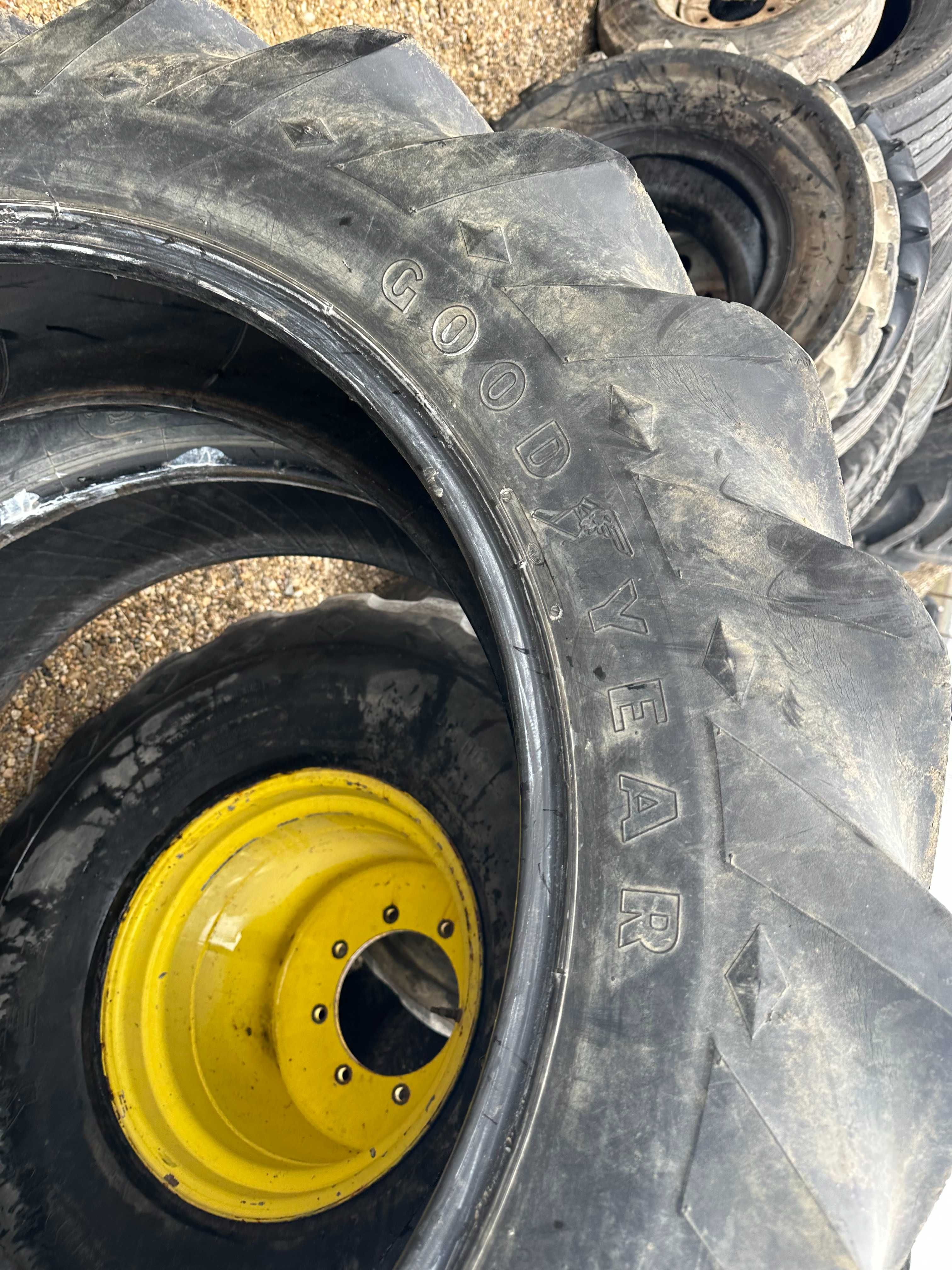 Anvelopa sh 12.4R32