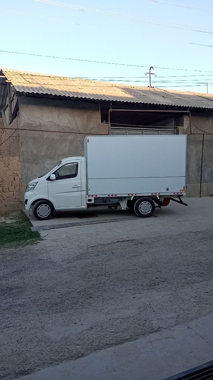Changan moshinaga bortiga brend yopishtrib rekalma qb yuraman