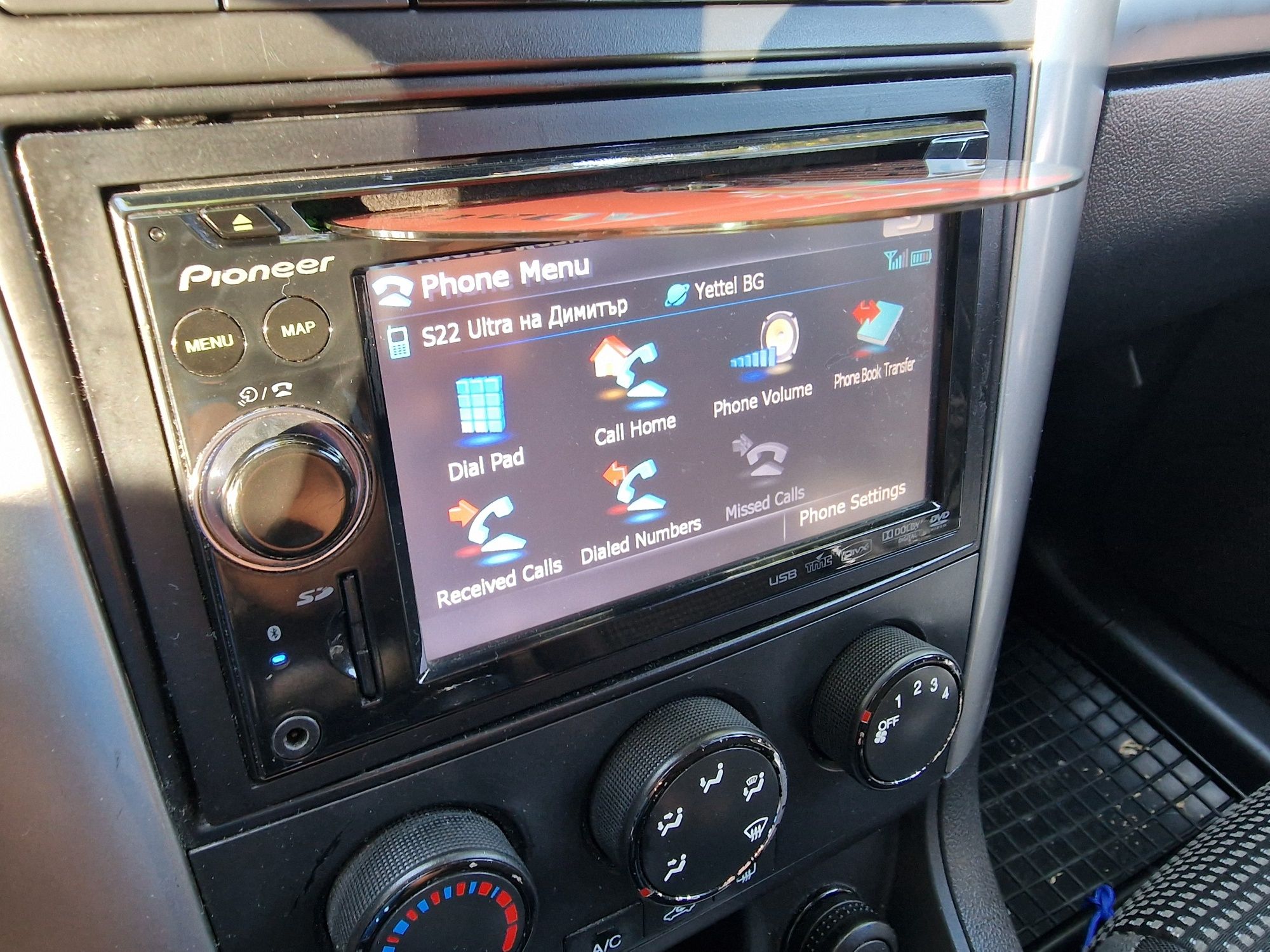 Pioneer Avic F910bt / мултимедия / Pioneer/ медия за кола / multimedia