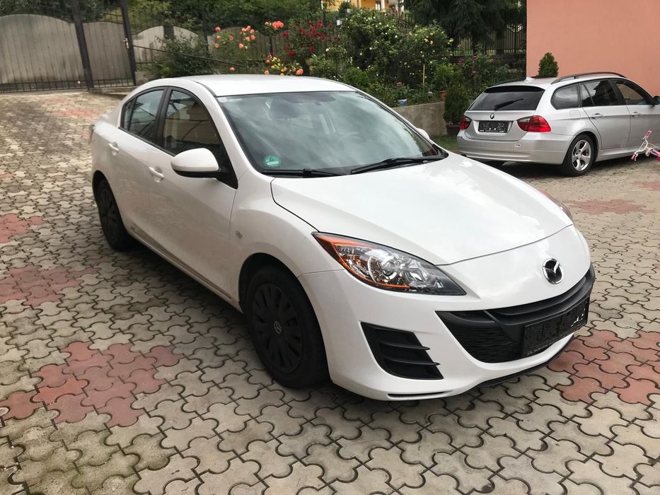Mazda3 Facelift/Limuzina/1.6Diesel/An 2010/Stare buna