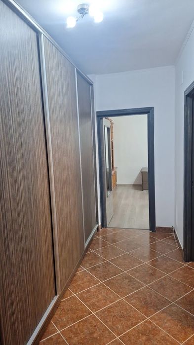 Garsoniera de închiriat Rm.Valcea