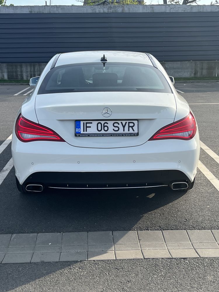 Vand Mercedes CLA200 benzina alb