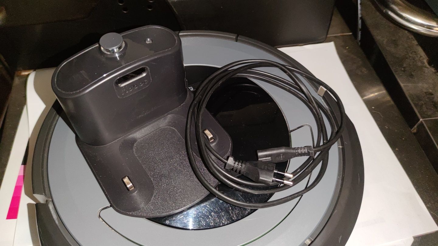 Прахосмукачка робот iRobot Roomba 681