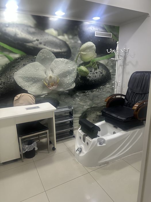 Ккбинет педикюра и маникюра