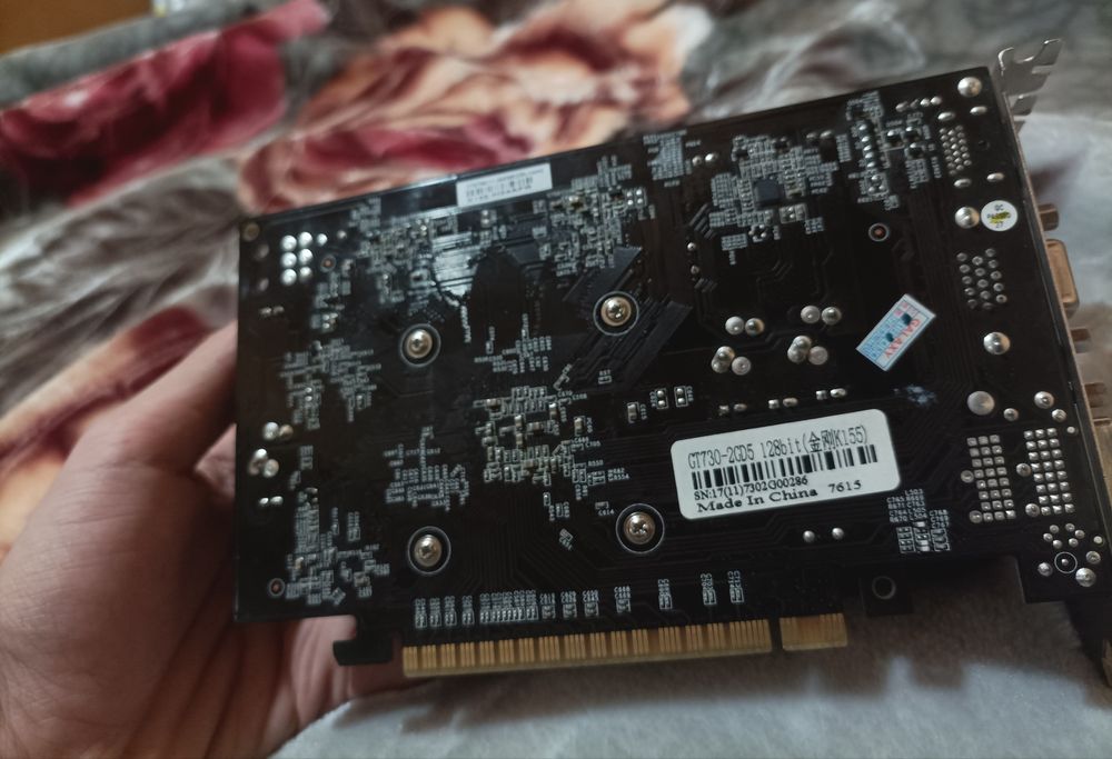 GT730 GDDR5 4GB работает