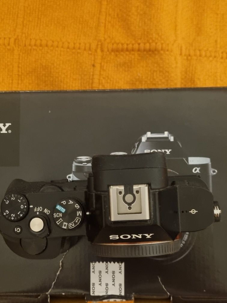 Body aparat foto video Sony Alfa A 7 intr-o stare perfecta functiona