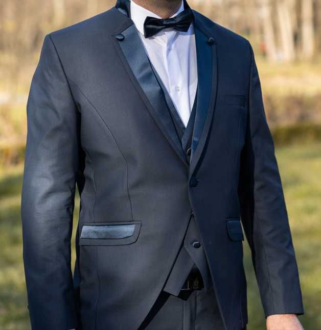 стилен тъмносин мъжки костюм Aggressor, сако гръдна 120 см, ханш 108 с