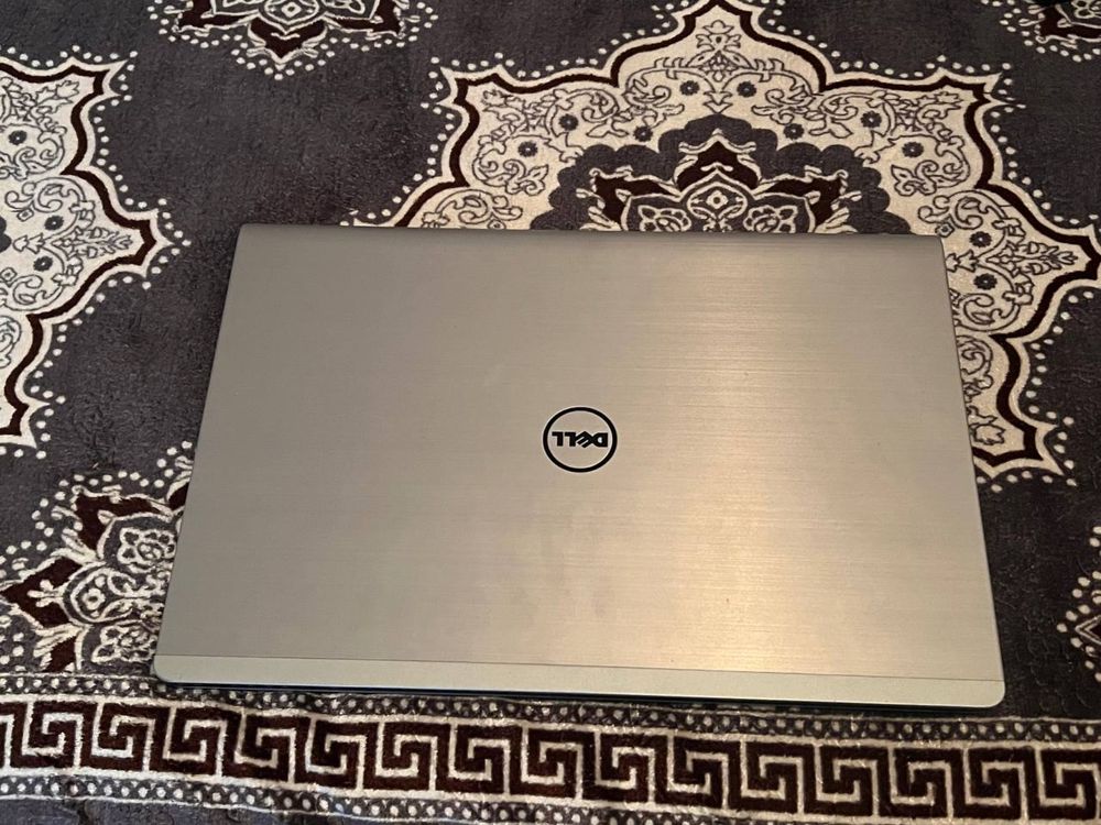 Dell inspirion 5000