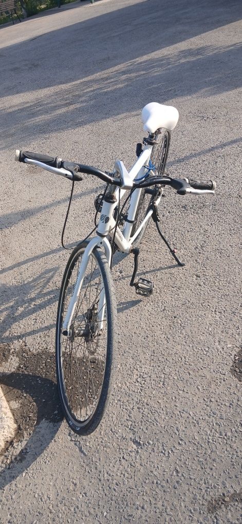 Veloseped sotiladi