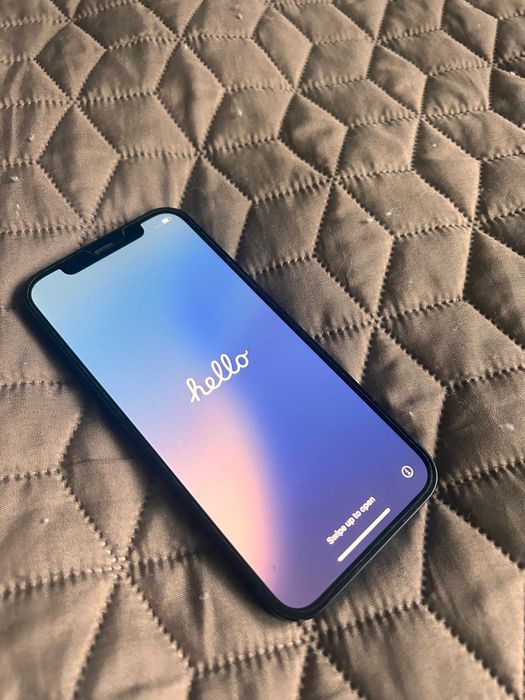 iPhone 12 black - ca nou ! Liber de retea !