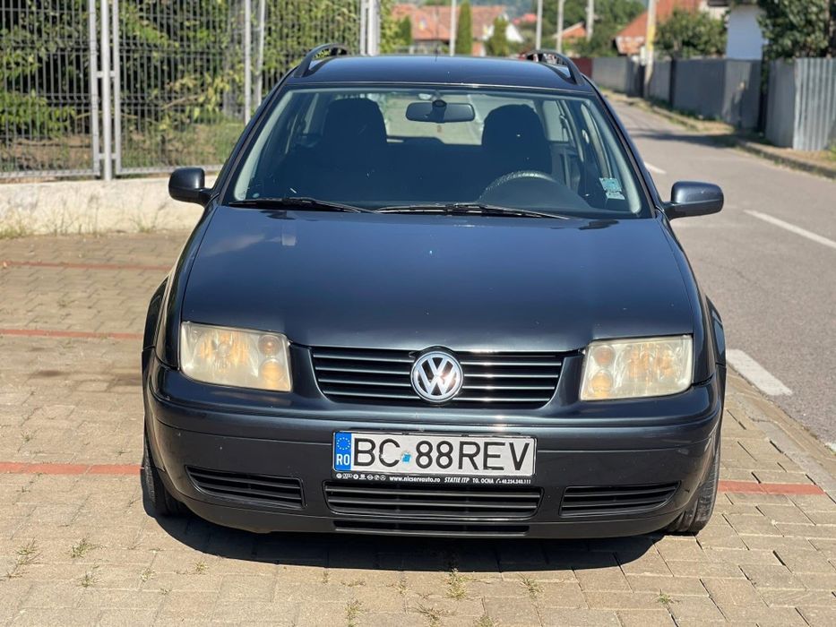 Vând Volkswagen Bora