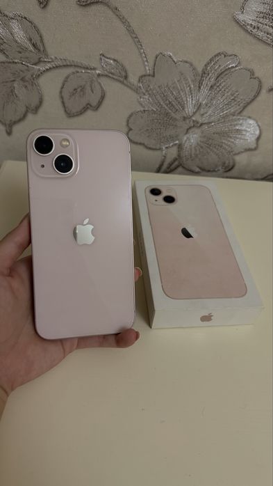 Продам Iphone 13