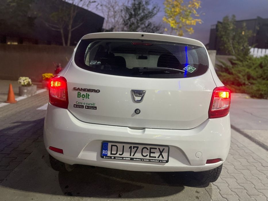 Dacia sandero cu gpl