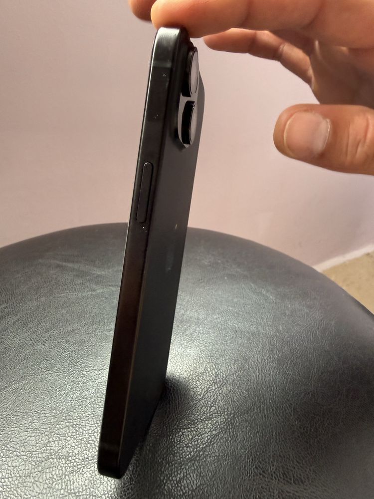 iPhone 15 - 128 GB Черен с Гаранция