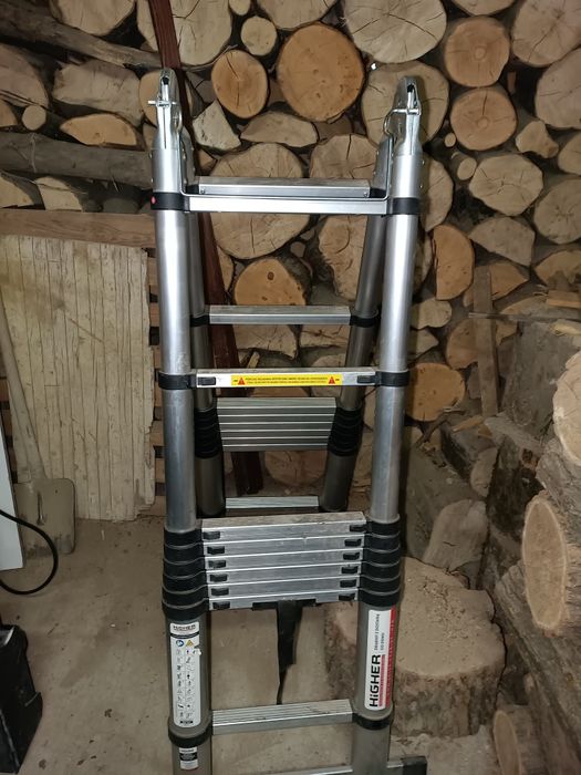 Scară  telescopică dublă
