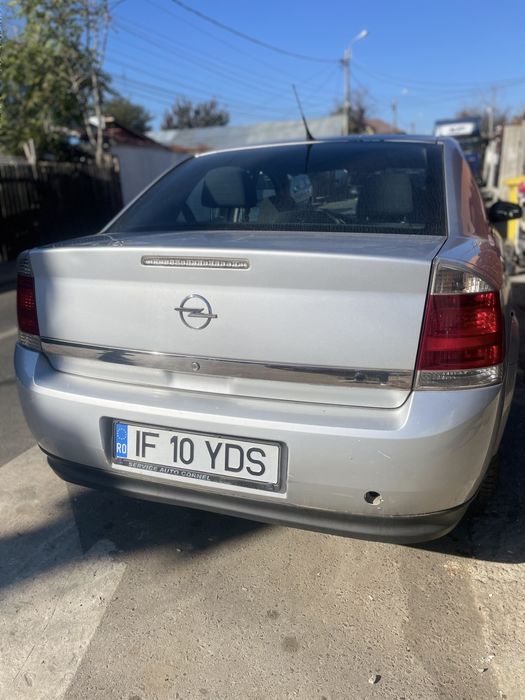 Vand sau schimb ope vectra c 2006 1.6 benzina acte valabile