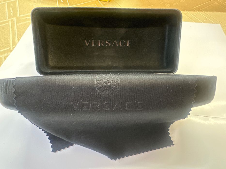 Слънчеви очила Versace