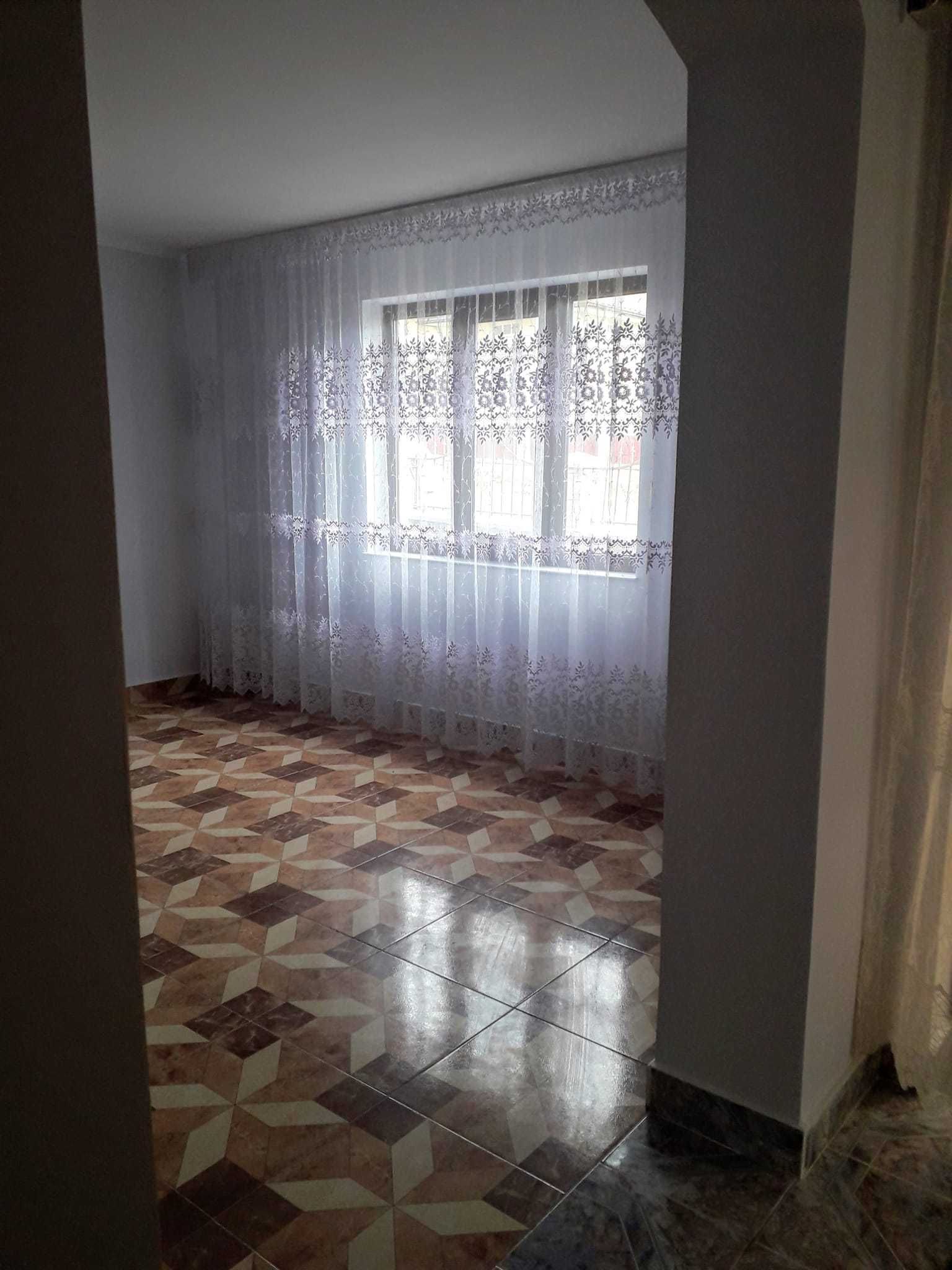 Casa in oras Darabani