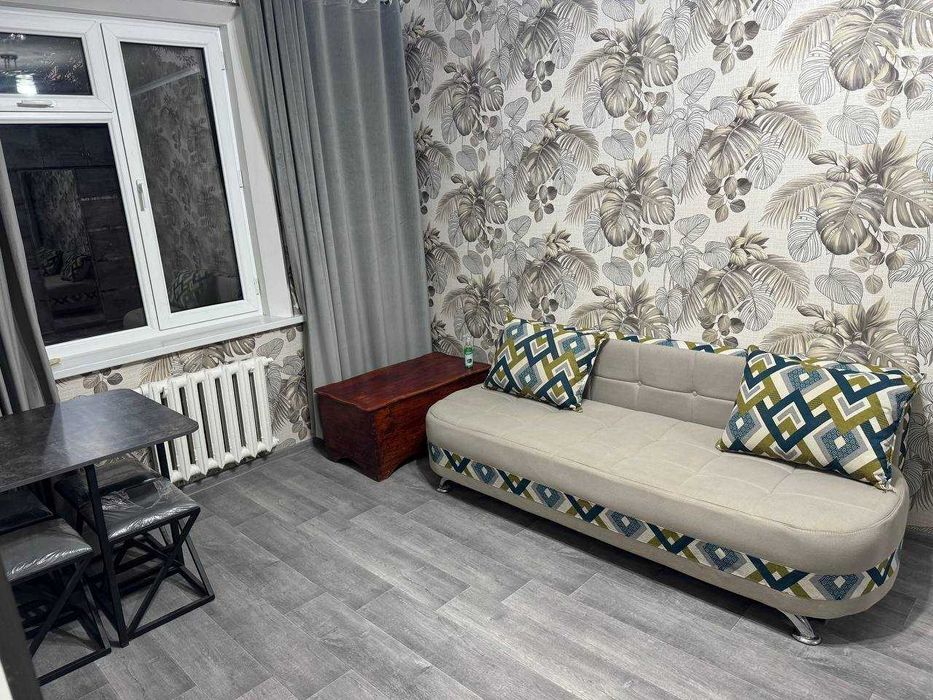 Сдается на Паркентском 1х комнатная квартира с хорошим ремонтом