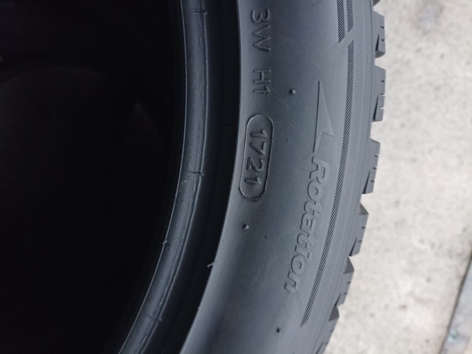 4 anvelope de iarna Hankook 2x275/40 R19 2x245/45 R19 dot 2021