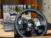 Игровой руль Logitech G923