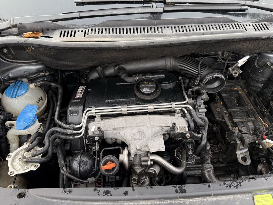 W touran на части 2.0 тди 136 коня