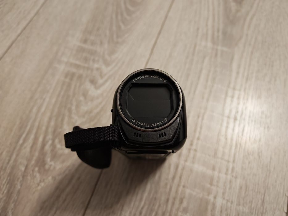 Camera video / foto CANON si trepied