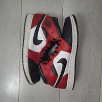 Air Jordan 1 Mid Chicago Black Toe Custom