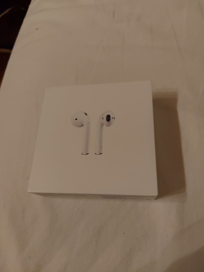 Apple airpods 2 white