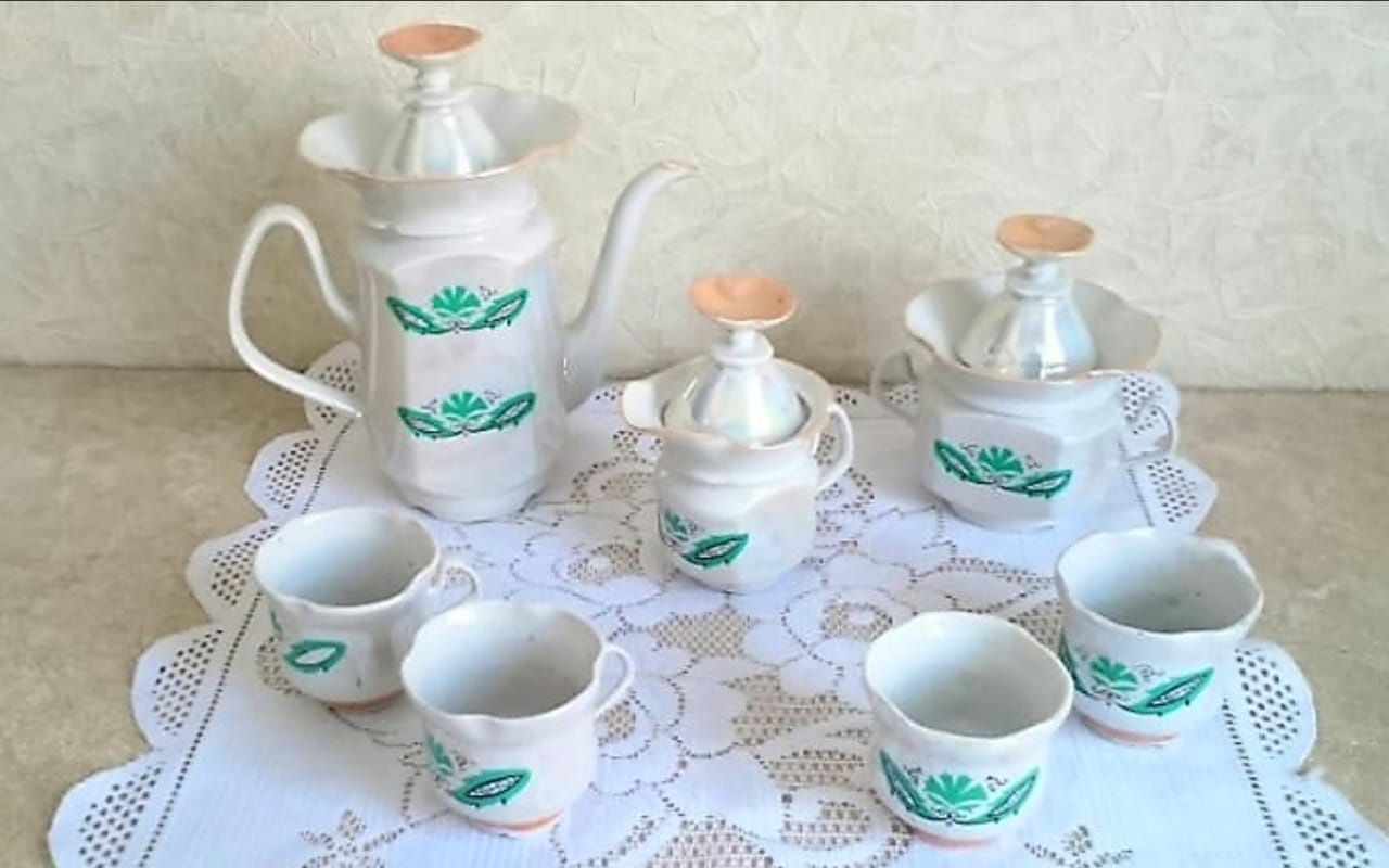 Сервиз кофейный.