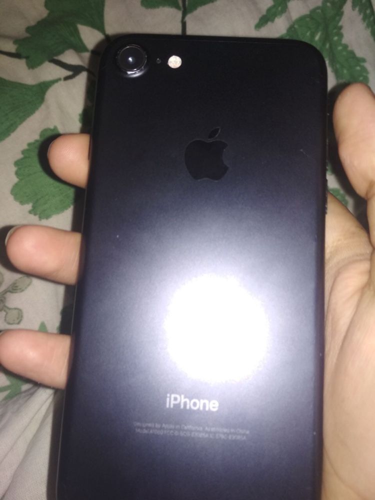 Iphone 7 128 gb 68% batereya aybi yoq