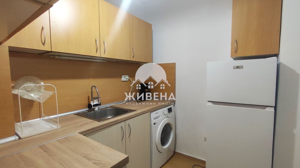 Отдавам под наем 2-стаен апартамент, с отделна кухня, с включен гараж