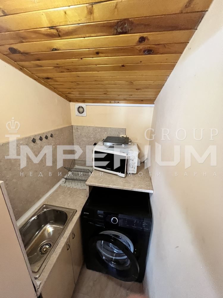 Едностаен апартамент с ПАРКОМЯСТО под наем кв. Бриз, гр. Варна