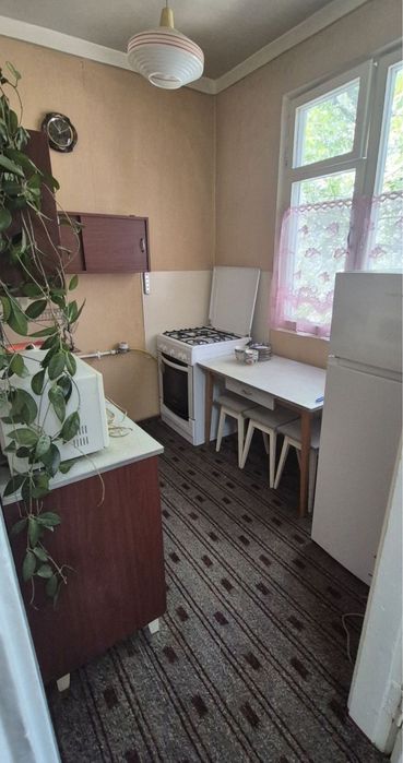 Аренда 2- хонали берилади , массив Феруза