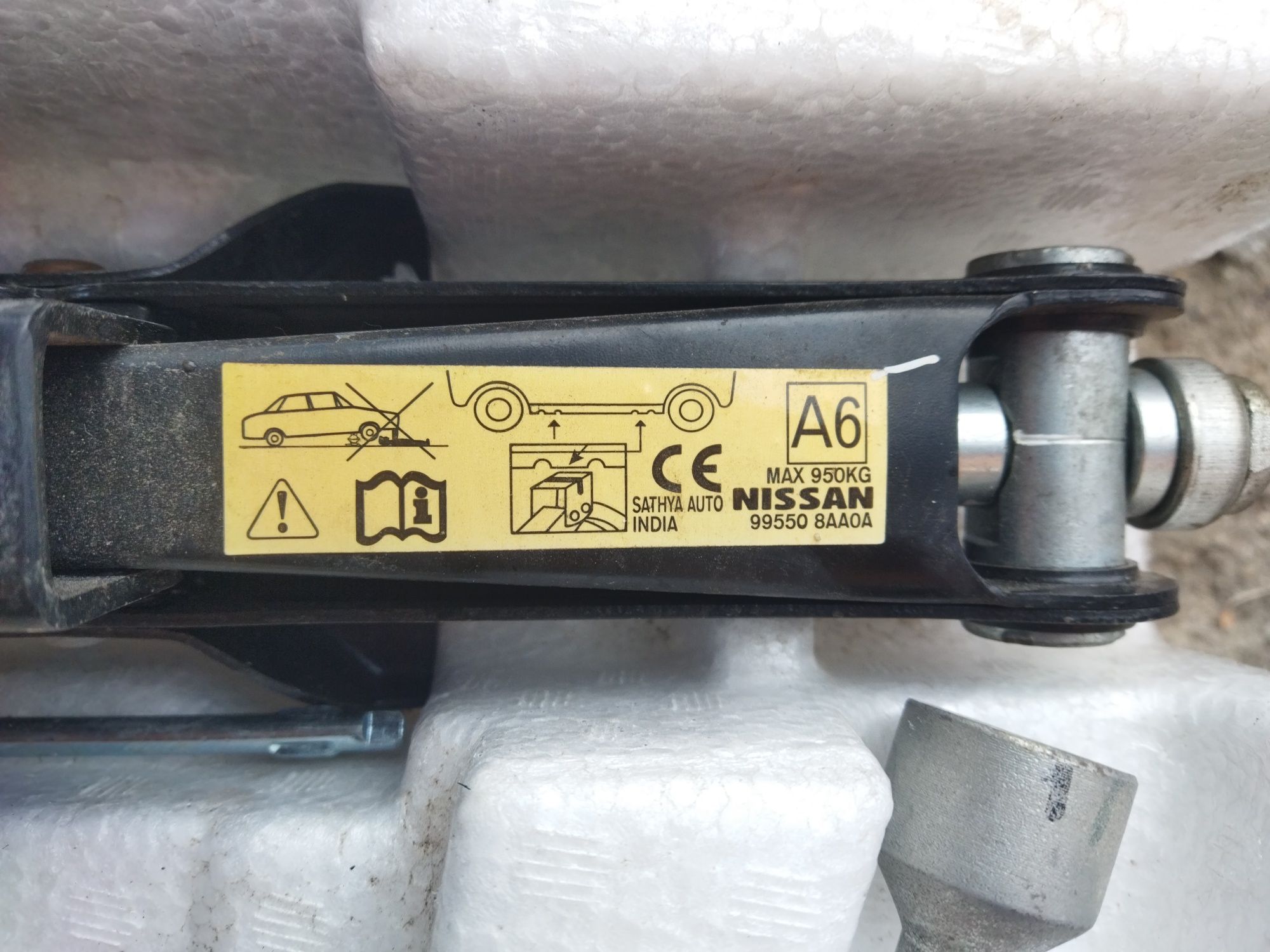 Крик ключ кука авариен комплект Нисан Микра Nissan Micra Mikra Ниссан