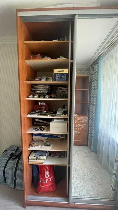 Шкаф-купе б/у ЛДСП