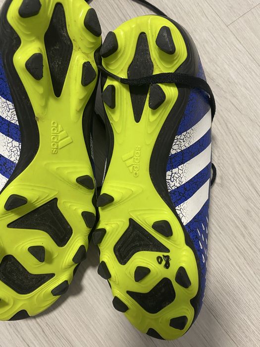 Ghete fotbal nike mercurial si Adidas
